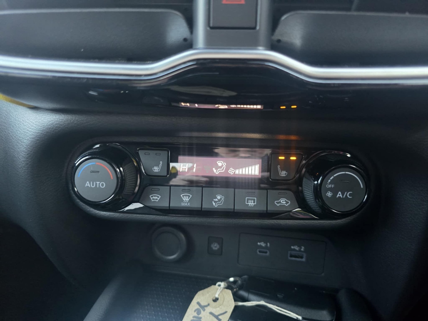 Used Nissan Juke 2024 for sale - 77156358: Photo 30