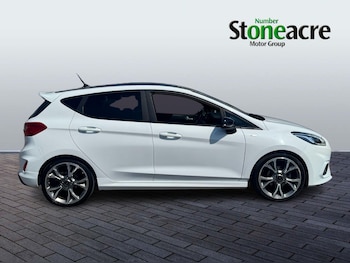 Used Ford Fiesta 2018 for sale - 78772359: Photo