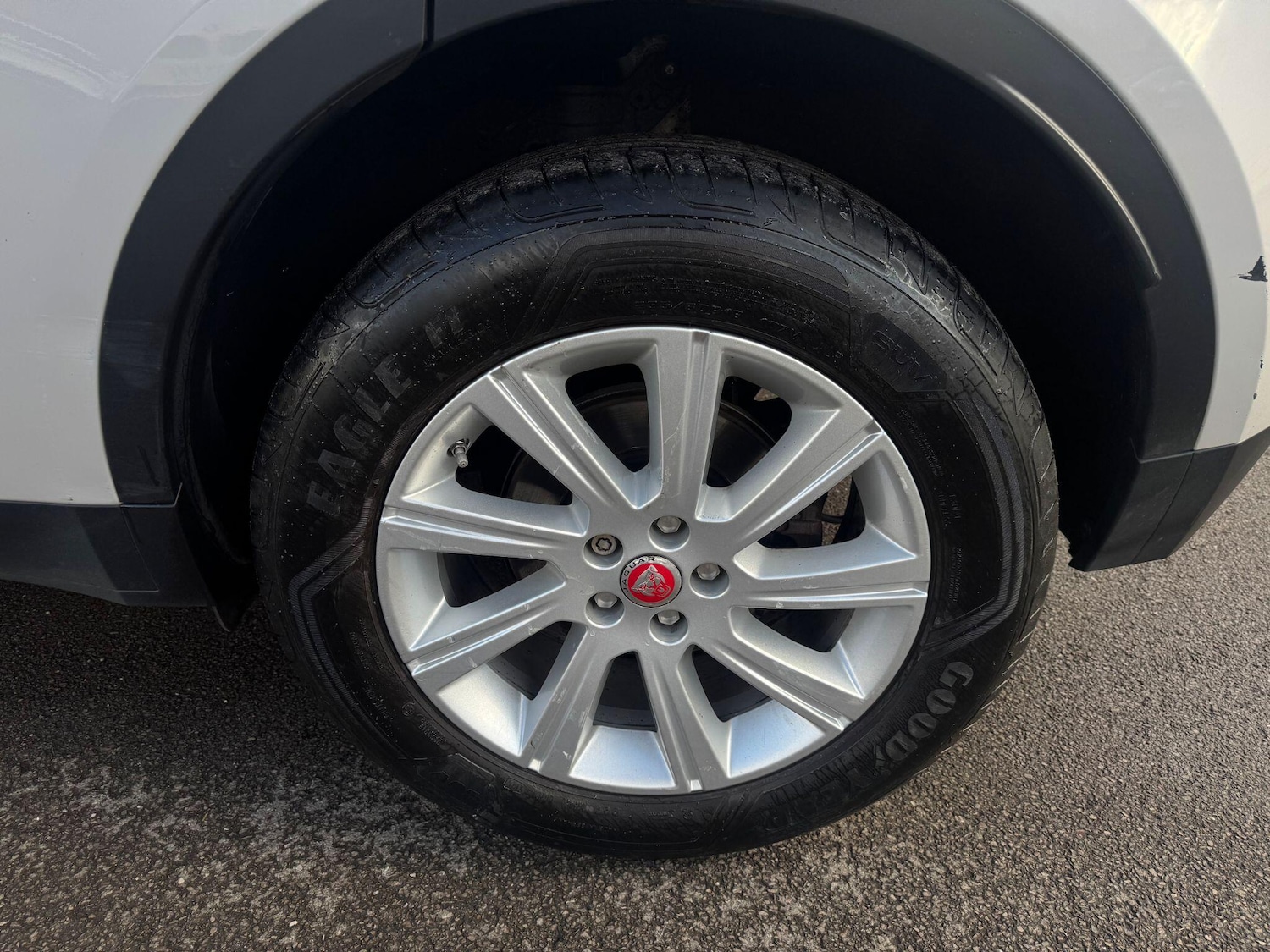 Used Jaguar E-Pace for sale - 77412236: Photo 9