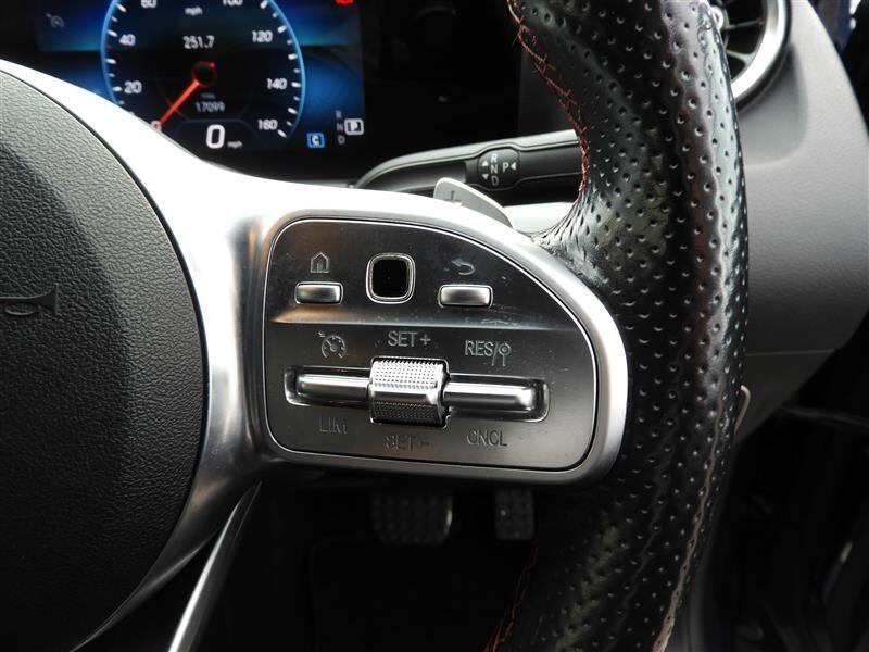 Used Mercedes-Benz GLA 2021 for sale - 77102047: Photo 17