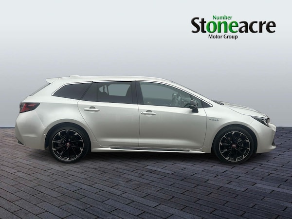 Used Toyota Corolla 2021 for sale - 76270676: Photo 2