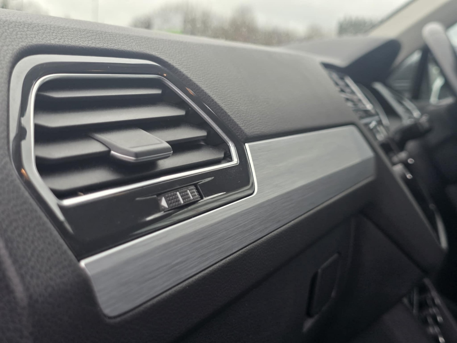 Used Volkswagen Tiguan 2018 for sale - 77537681: Photo 28