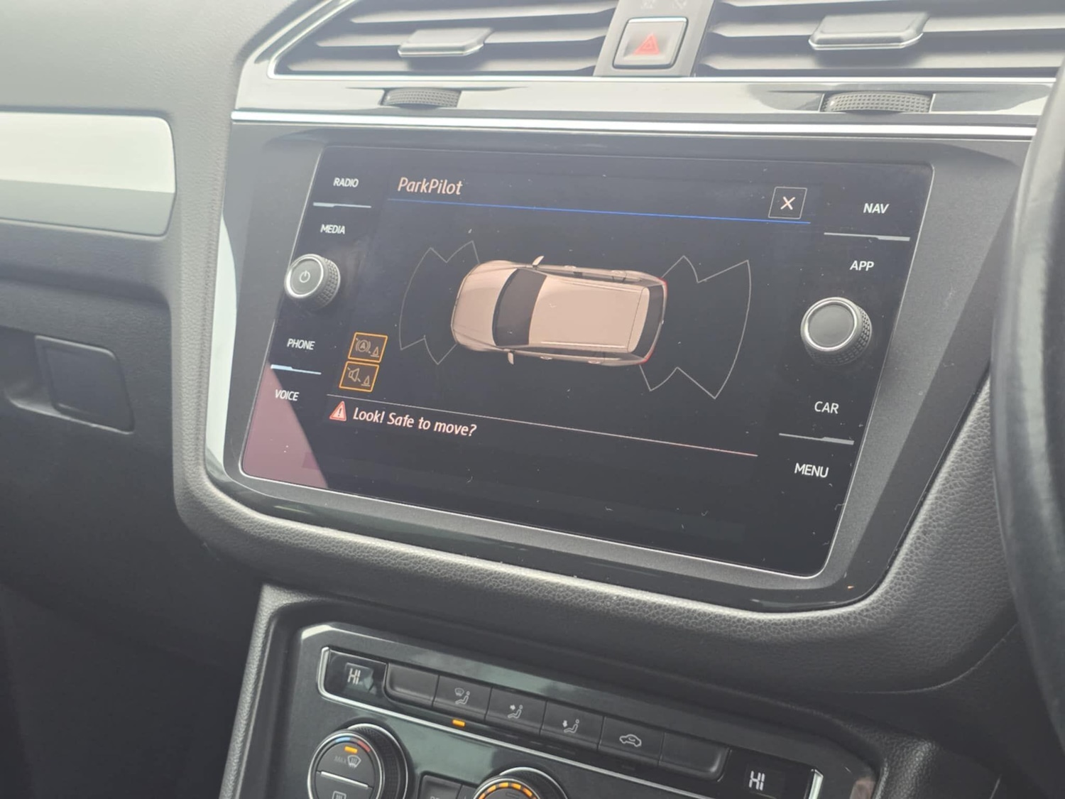 Used Volkswagen Tiguan 2018 for sale - 77537681: Photo 31