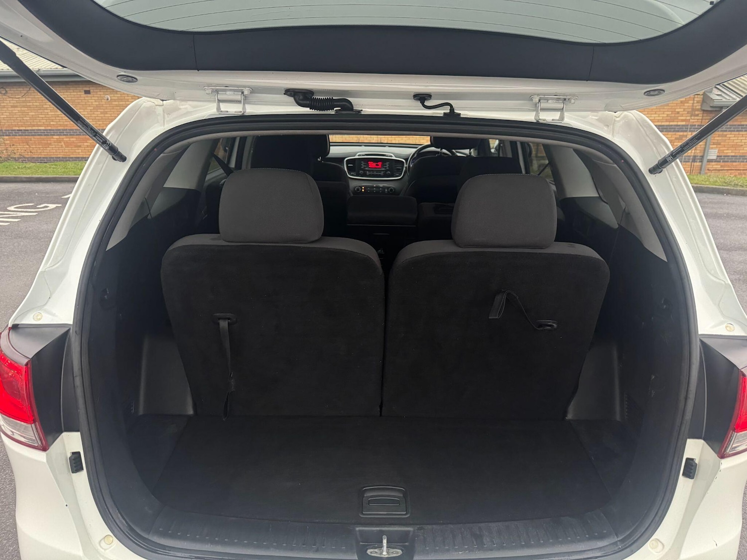 Used Kia Sorento 2016 for sale - 76771929: Photo 9