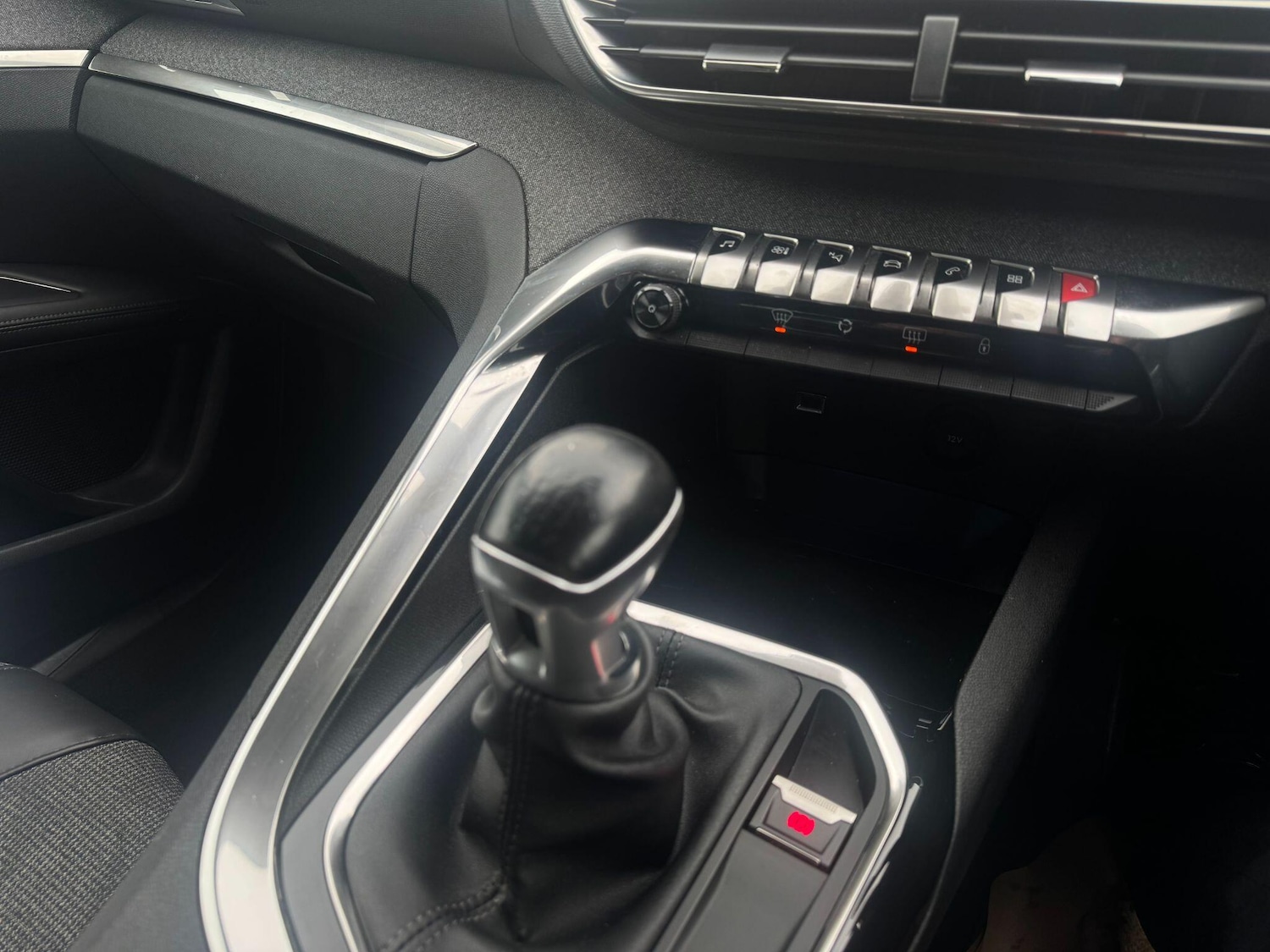 Used Peugeot 3008 2017 for sale - 77705141: Photo 17