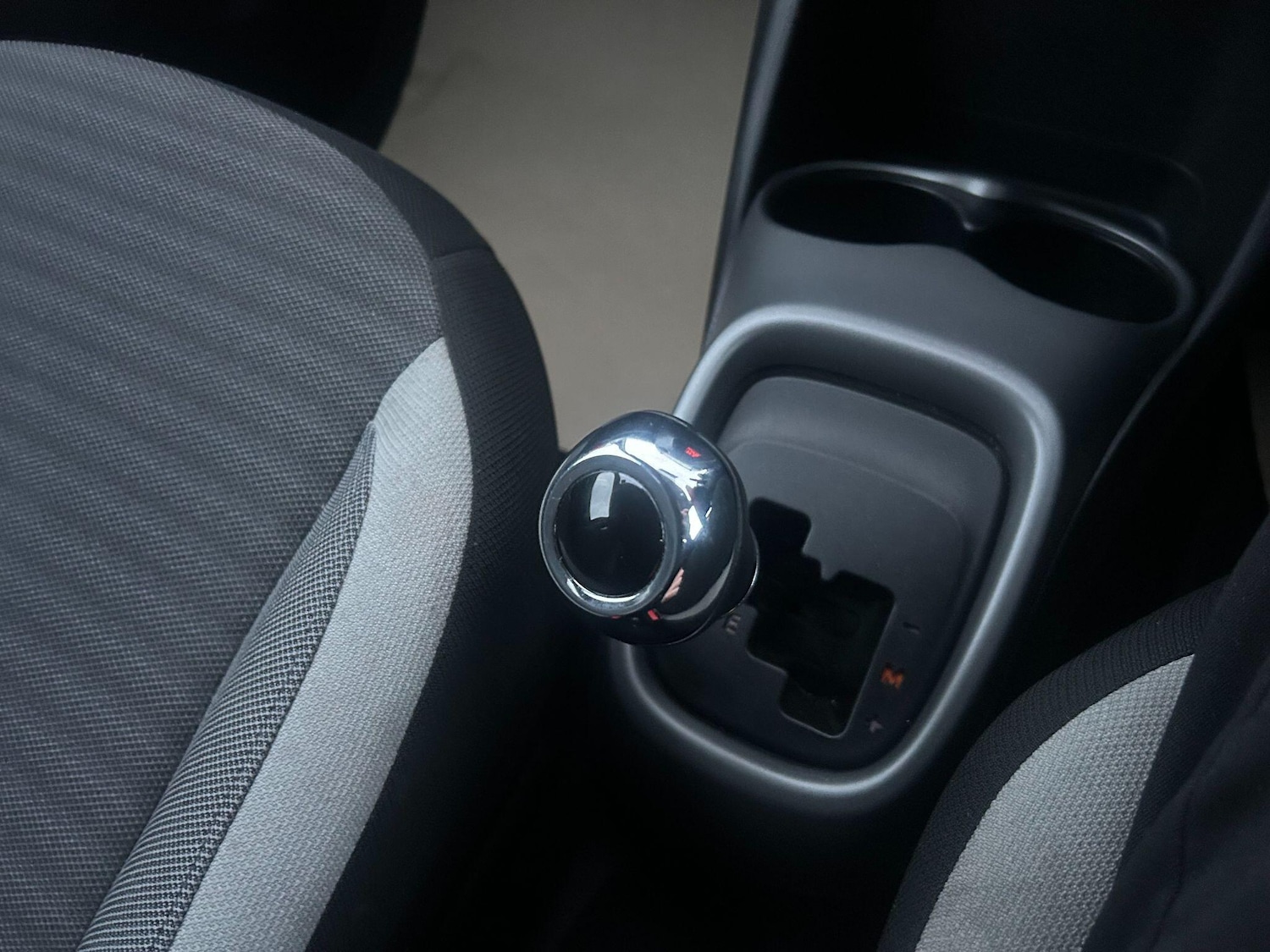 Used Toyota AYGO 2019 for sale - 76432973: Photo 25