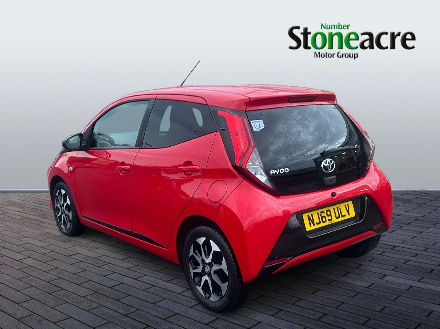 Used Toyota AYGO 2019 for sale - 76432973: Photo 4