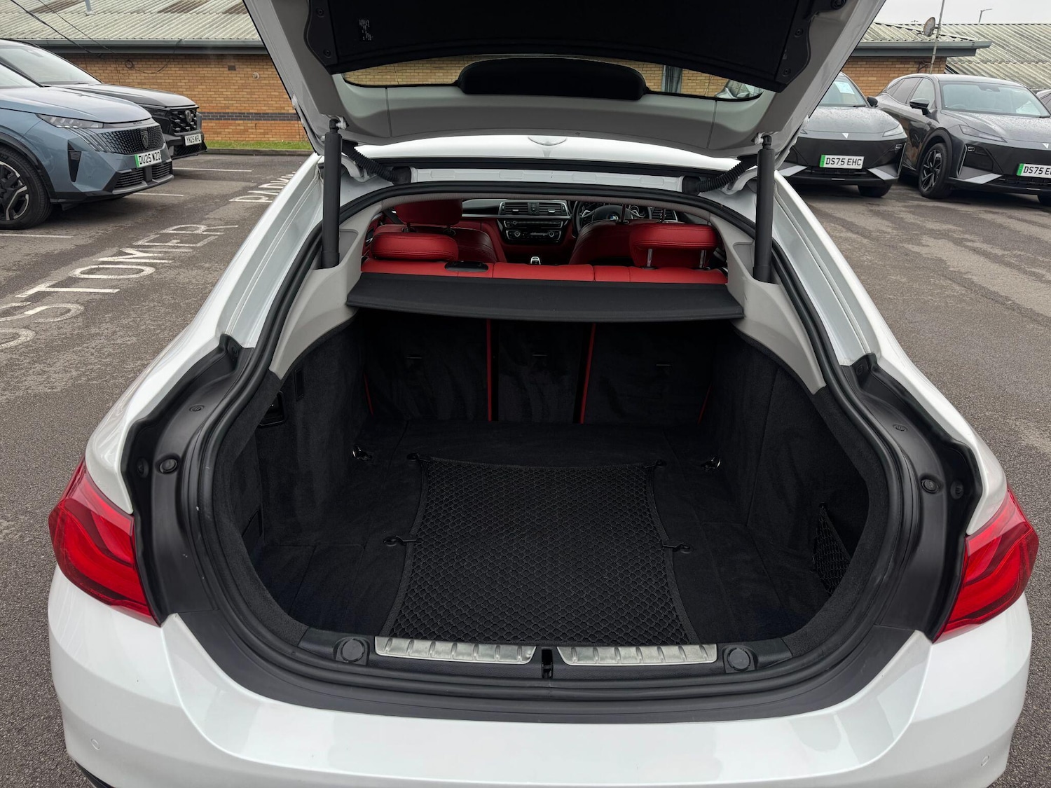 Used BMW 4 Series 2017 for sale - 77468116: Photo 10