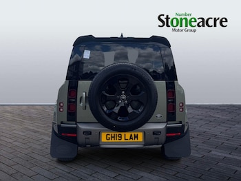 Used Land Rover Defender 2022 for sale - 79107078: Photo