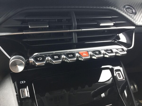 Used Peugeot 208 2023 for sale - 76137905: Photo 21
