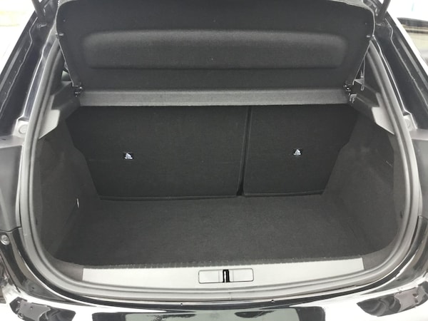 Used Peugeot 208 2023 for sale - 76137905: Photo 28
