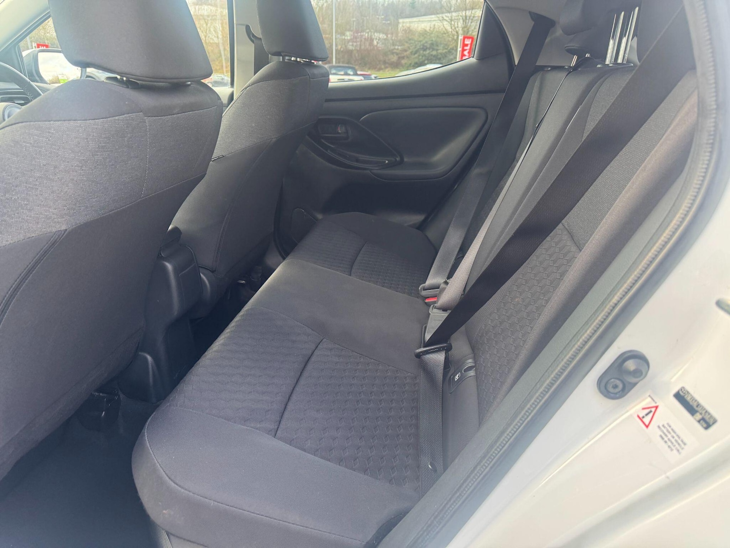 Used Toyota Yaris 2022 for sale - 77670975: Photo 17