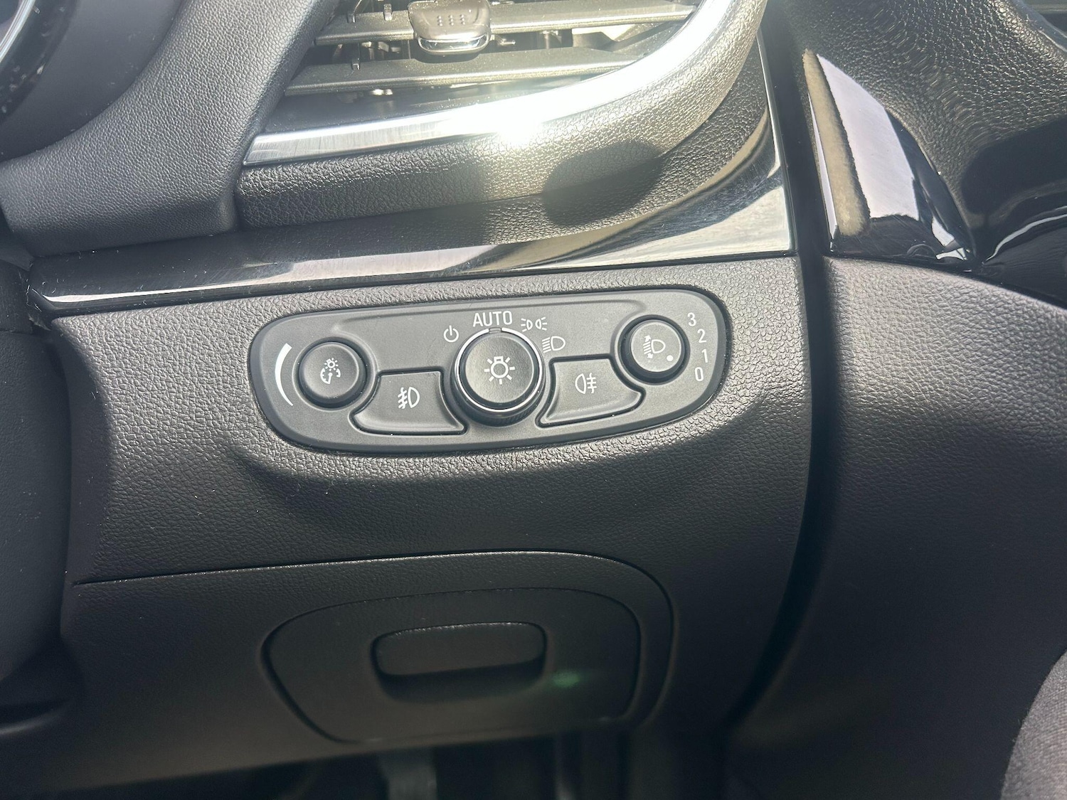 Used Vauxhall Mokka X 2018 for sale - 76619663: Photo 12