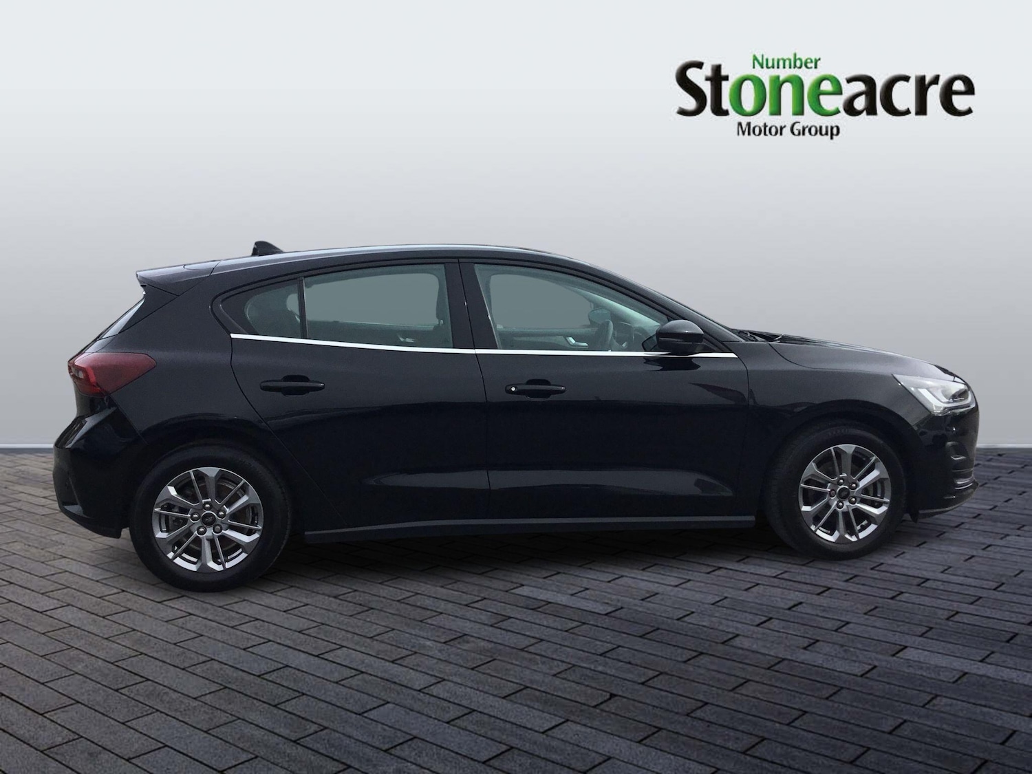 Used Ford Focus 2023 for sale - 76108769: Photo 2
