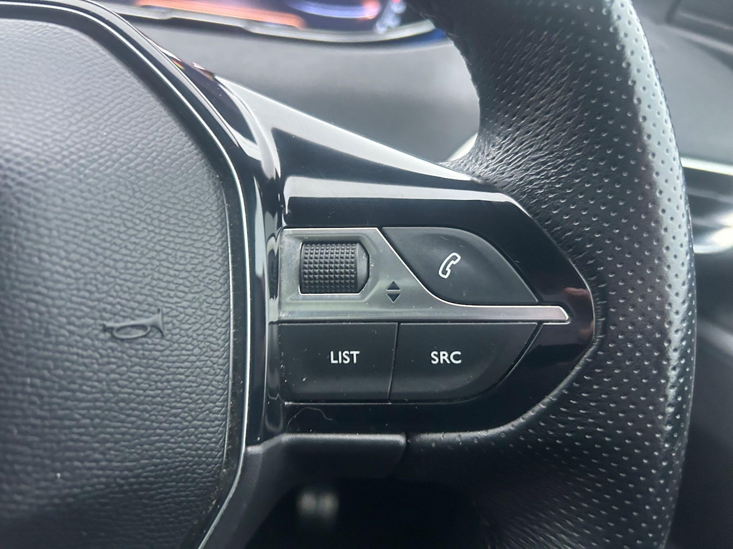 Used Peugeot 3008 2018 for sale - 77440281: Photo 20