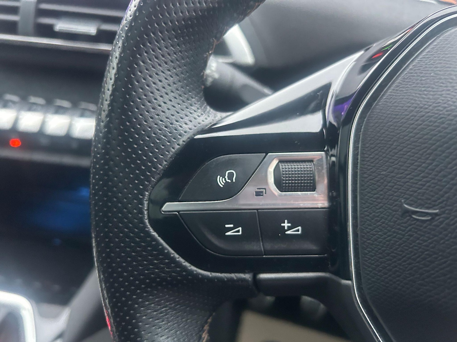 Used Peugeot 3008 2018 for sale - 77440281: Photo 21