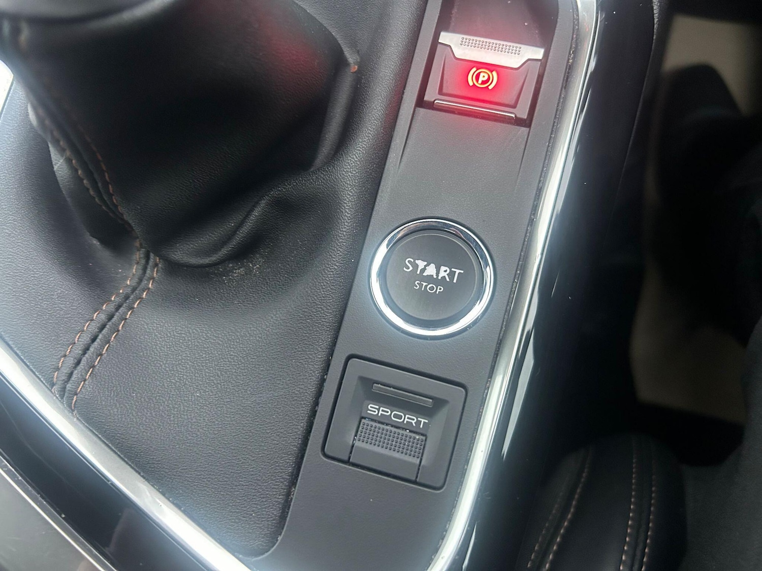 Used Peugeot 3008 2018 for sale - 77440281: Photo 31