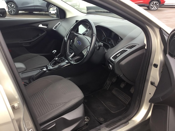 Used Ford Focus 2017 for sale - 76269898: Photo 11