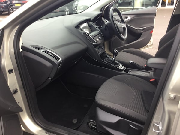 Used Ford Focus 2017 for sale - 76269898: Photo 23
