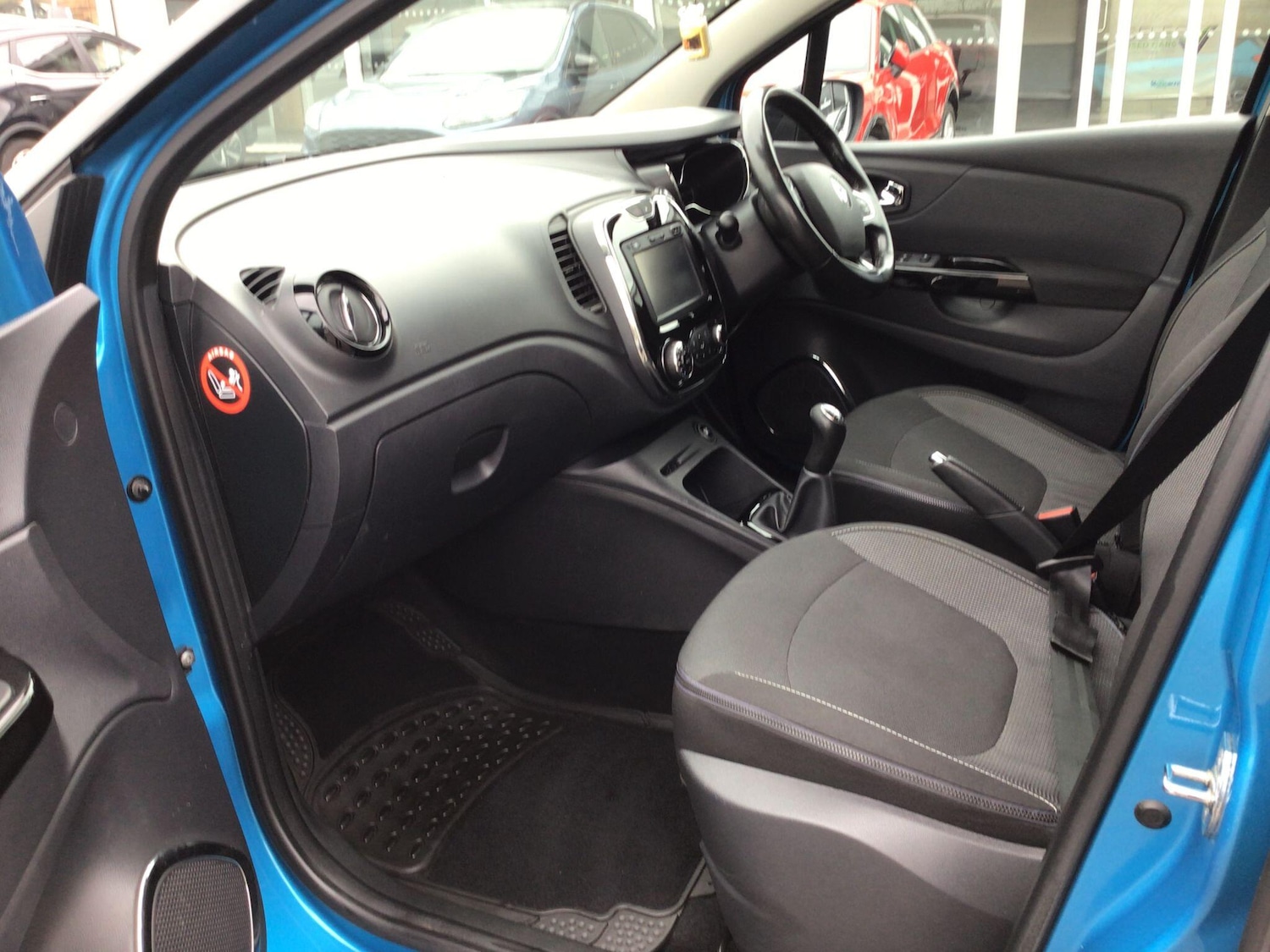 Used Renault Captur 2017 for sale - 78100130: Photo 14