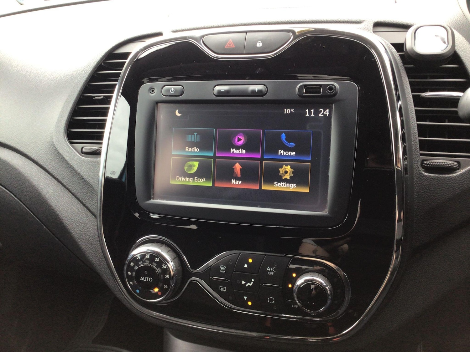 Used Renault Captur 2017 for sale - 78100130: Photo 16