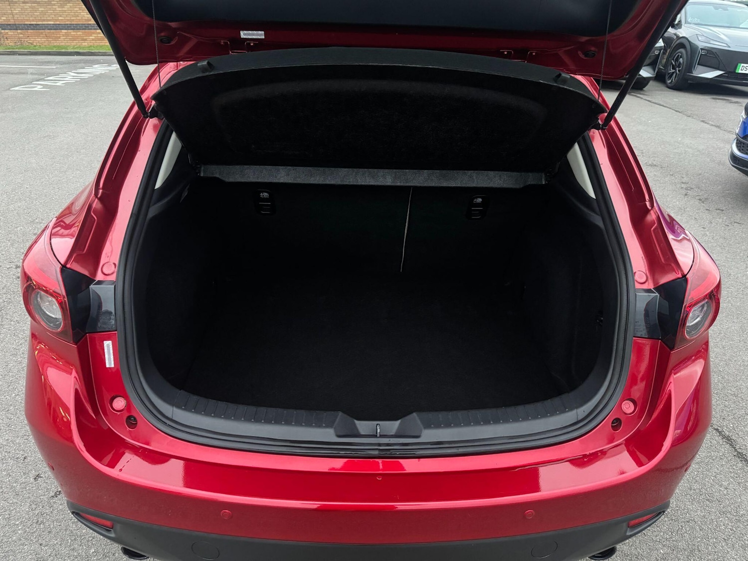 Used Mazda Mazda3 2016 for sale - 77304865: Photo 10