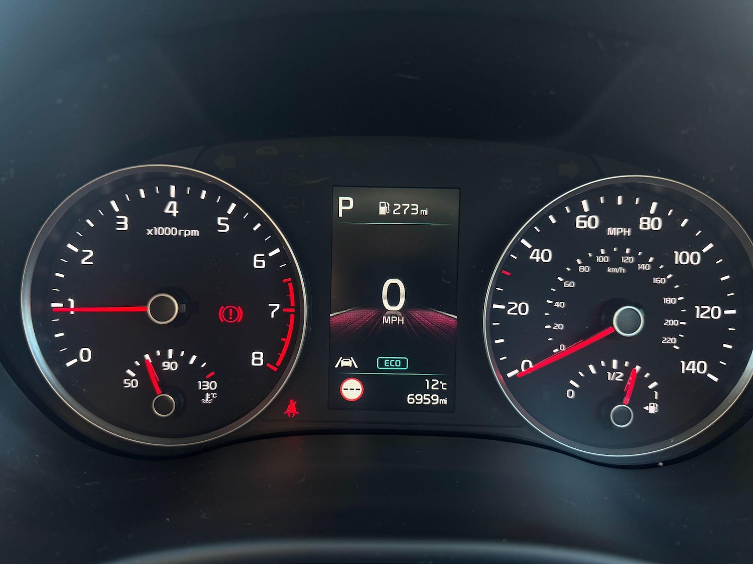 Used Kia Stonic 2024 for sale - 76189701: Photo 11