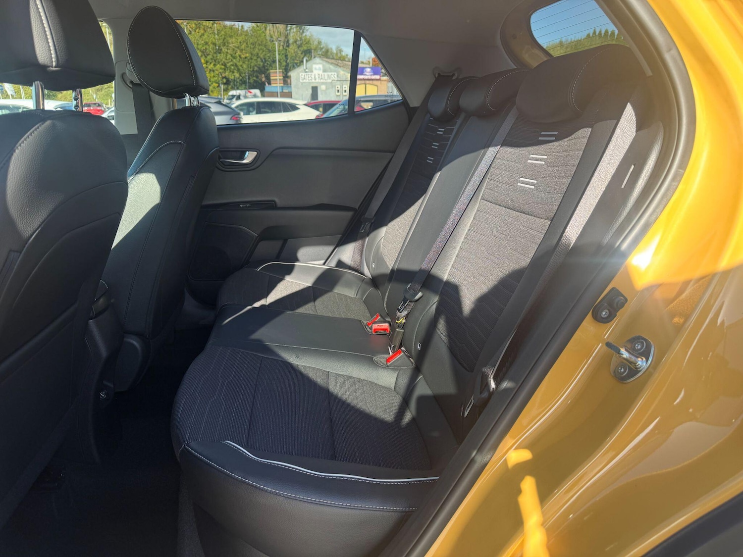 Used Kia Stonic 2024 for sale - 76189701: Photo 18