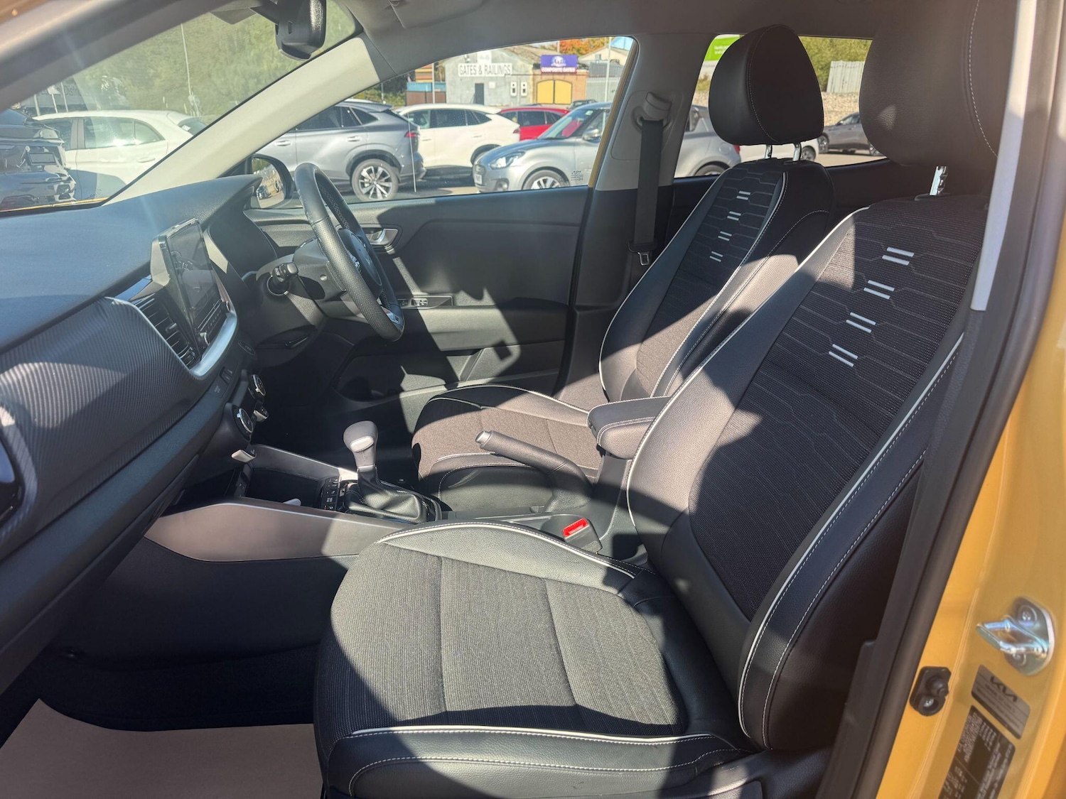 Used Kia Stonic 2024 for sale - 76189701: Photo 20