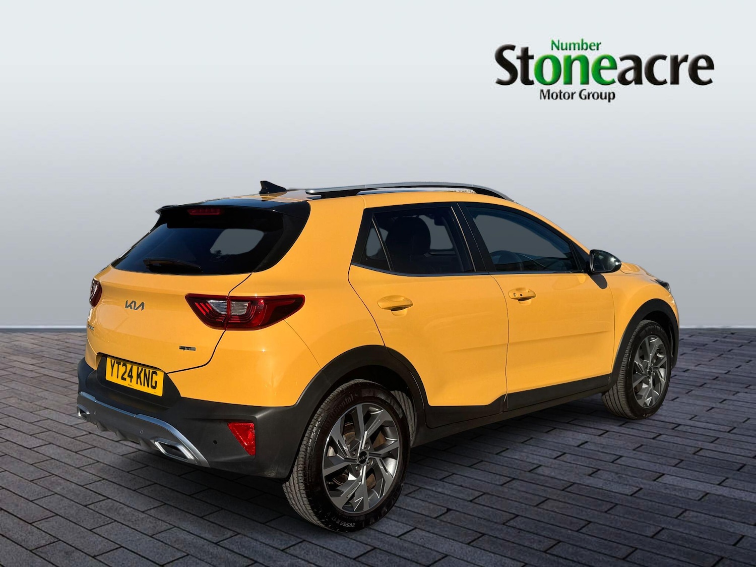 Used Kia Stonic 2024 for sale - 76189701: Photo 3