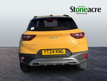 Used Kia Stonic 2024 for sale - 76189701: Photo 4