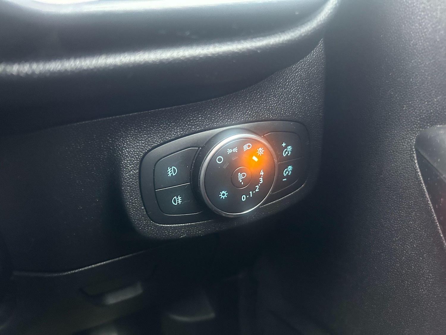 Used Ford Fiesta for sale - 76550795: Photo 15