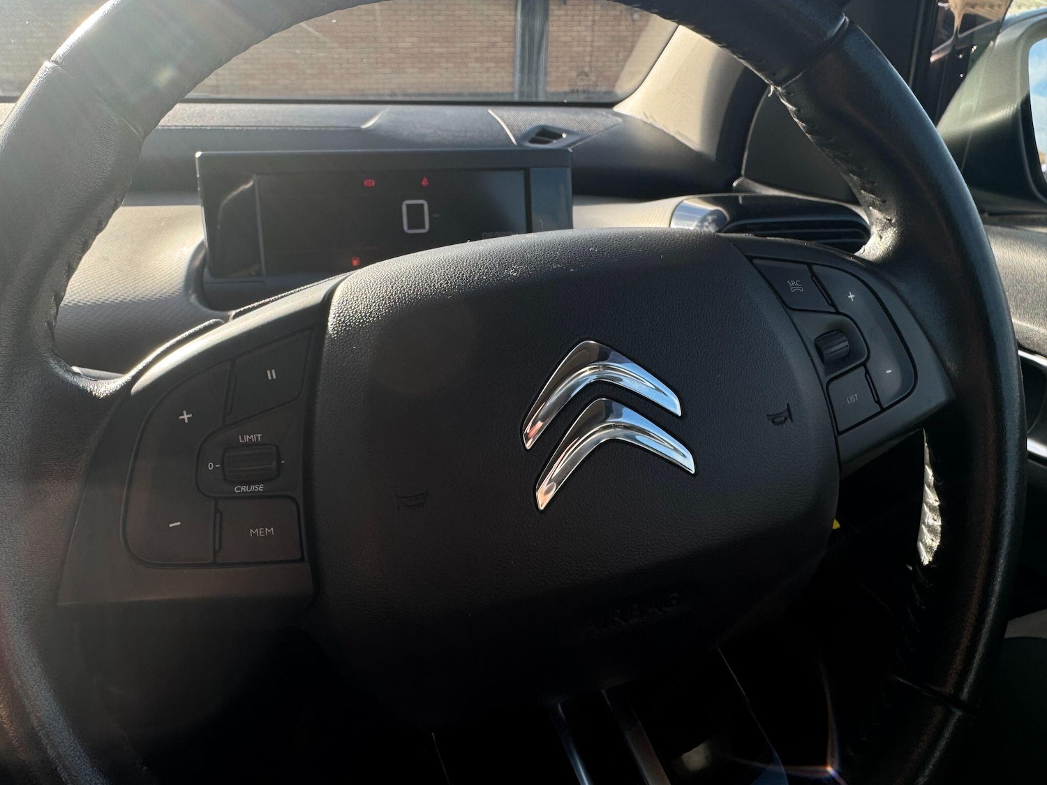 Used Citroen C4 Cactus 2019 for sale - 76370223: Photo 12