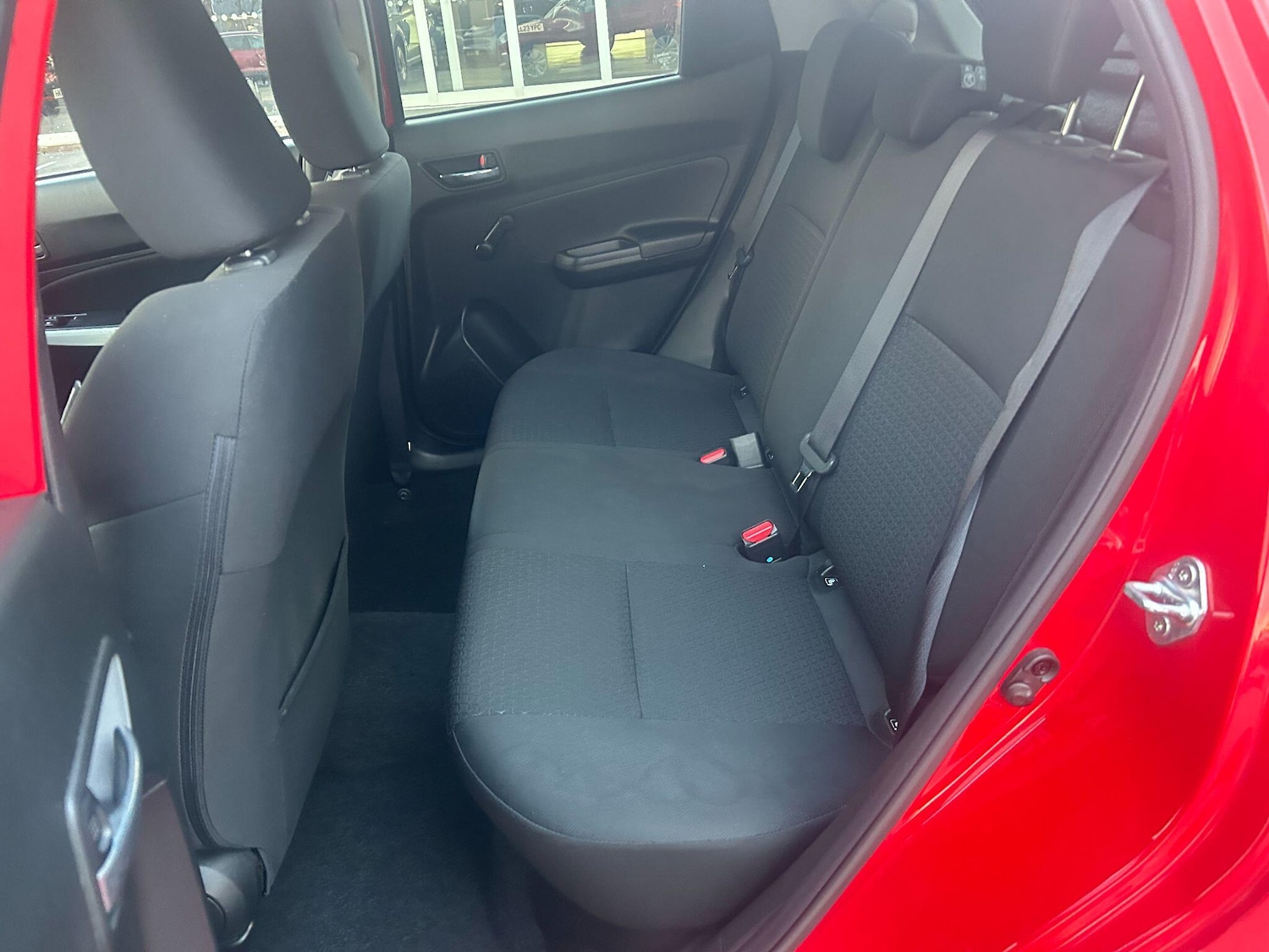 Used Suzuki Swift 2018 for sale - 76620012: Photo 12