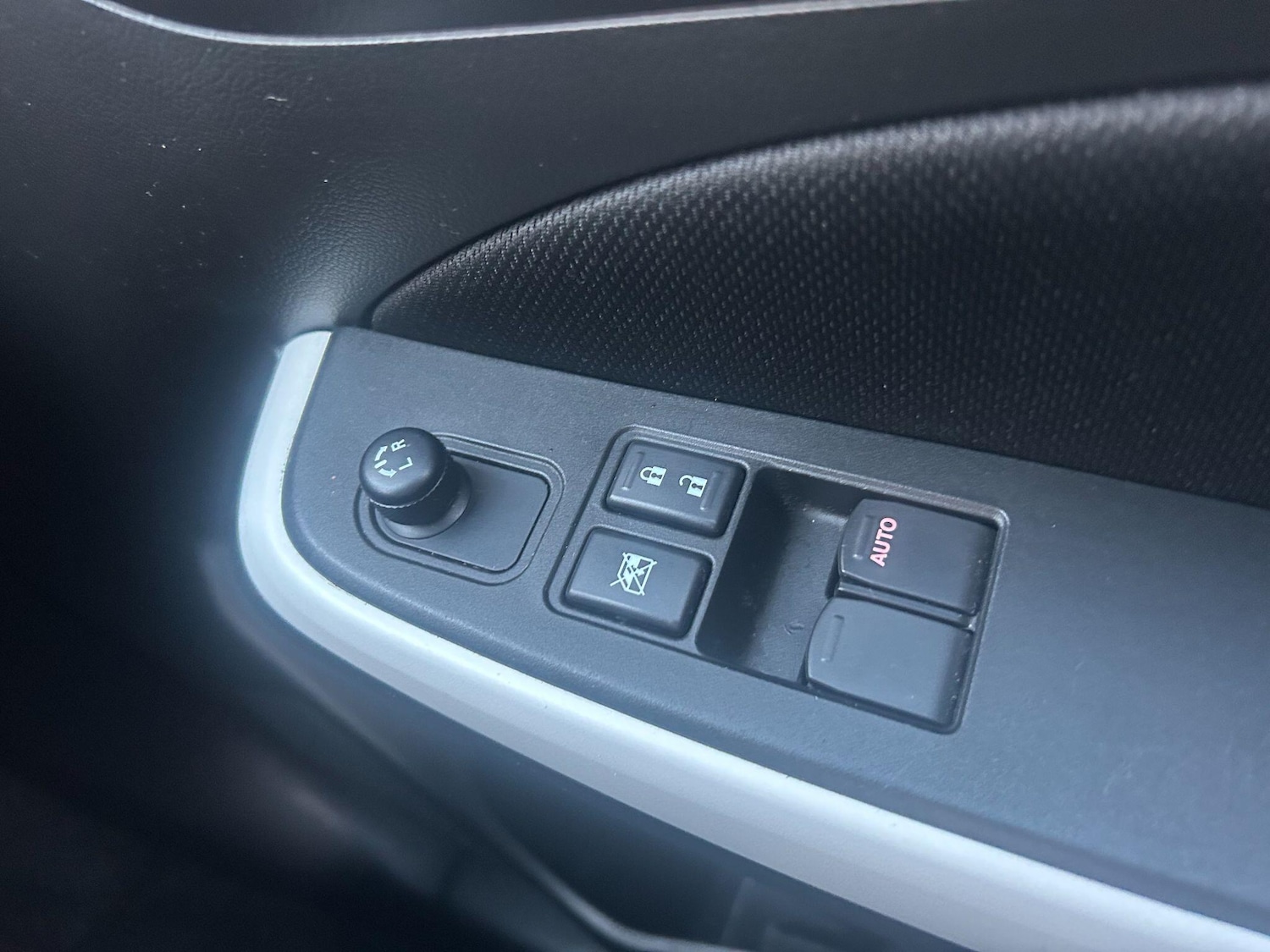 Used Suzuki Swift 2018 for sale - 76620012: Photo 15