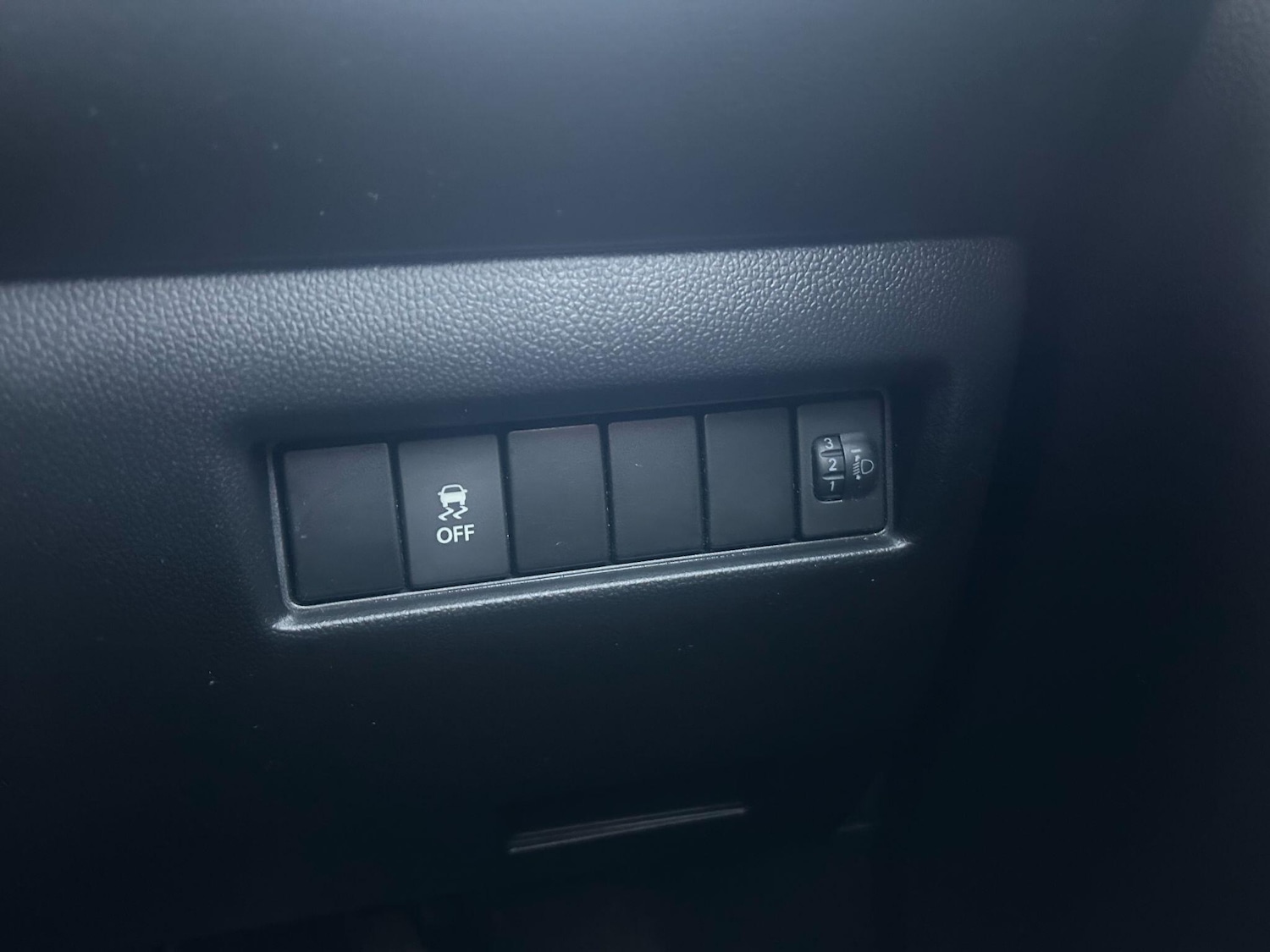 Used Suzuki Swift 2018 for sale - 76620012: Photo 16