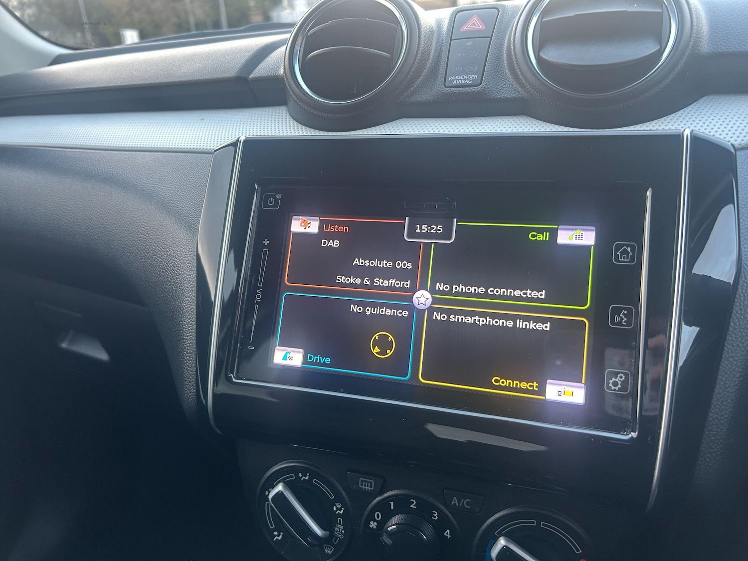 Used Suzuki Swift 2018 for sale - 76620012: Photo 21