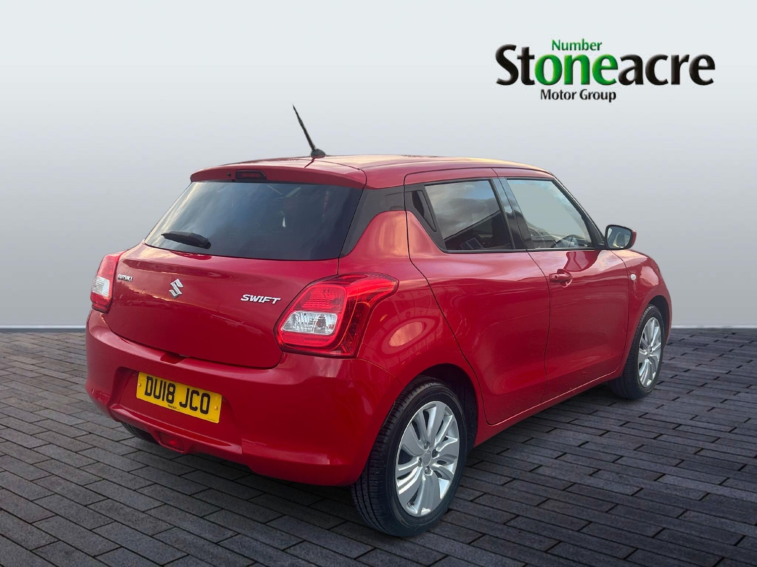 Used Suzuki Swift 2018 for sale - 76620012: Photo 3