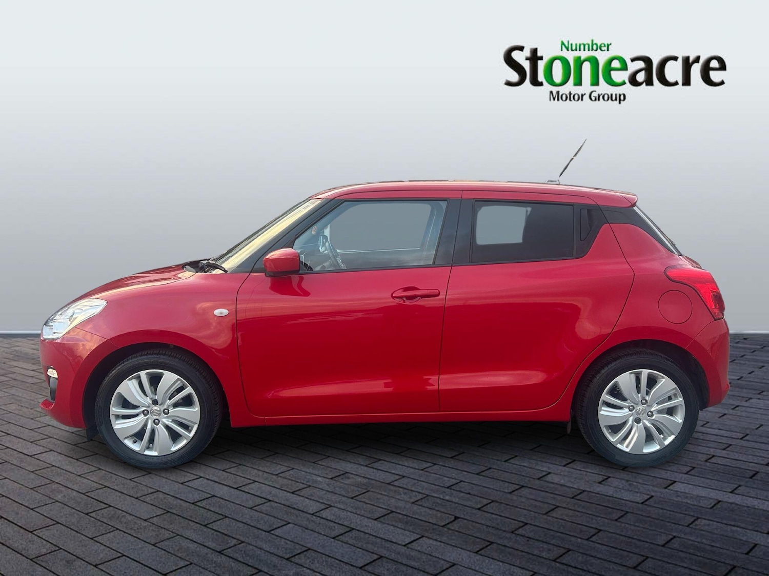 Used Suzuki Swift 2018 for sale - 76620012: Photo 6
