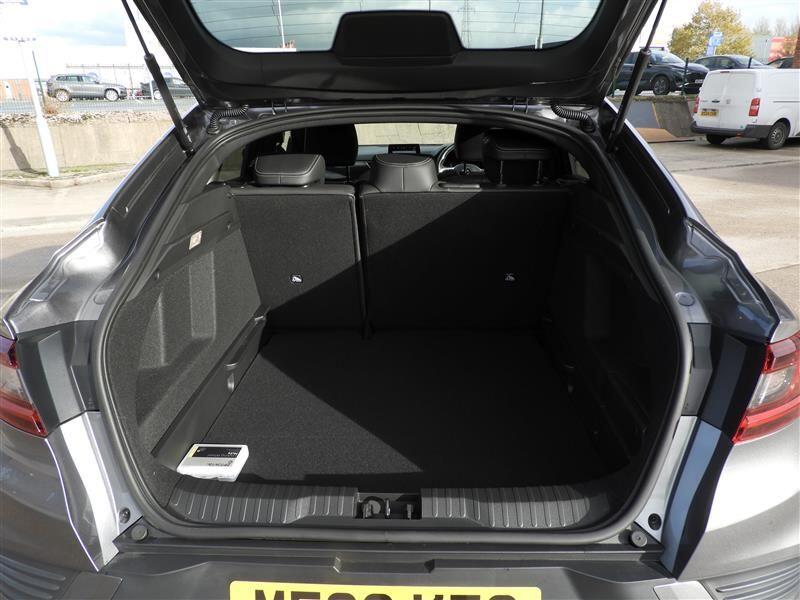 Used Renault Arkana 2023 for sale - 77396275: Photo 9