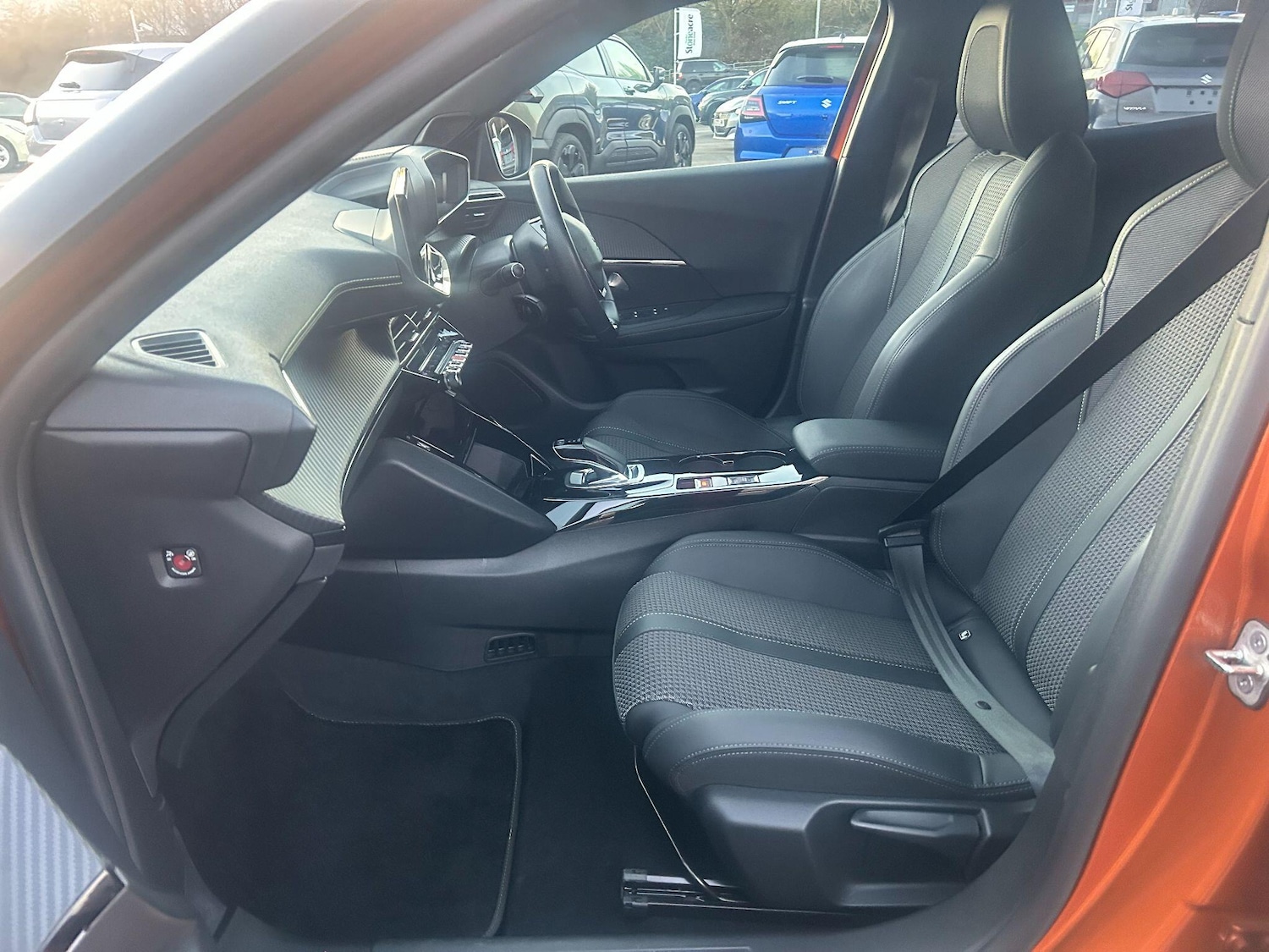 Used Peugeot 2008 2022 for sale - 77029412: Photo 13