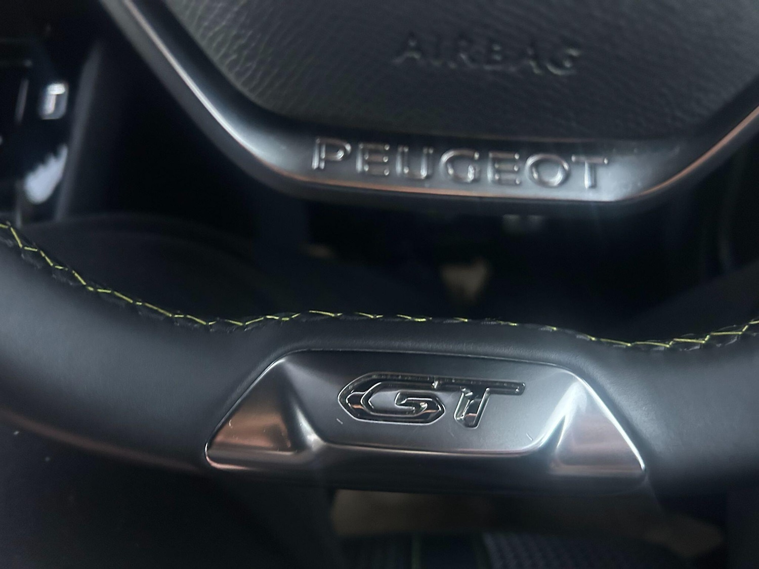 Used Peugeot 2008 2022 for sale - 77029412: Photo 18