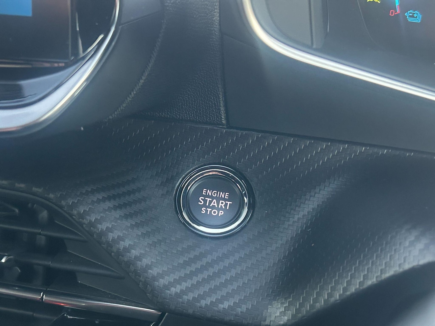 Used Peugeot 2008 2022 for sale - 77029412: Photo 20