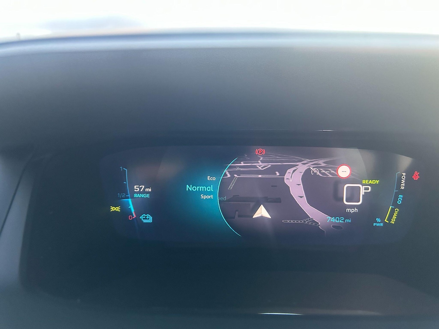 Used Peugeot 2008 2022 for sale - 77029412: Photo 29