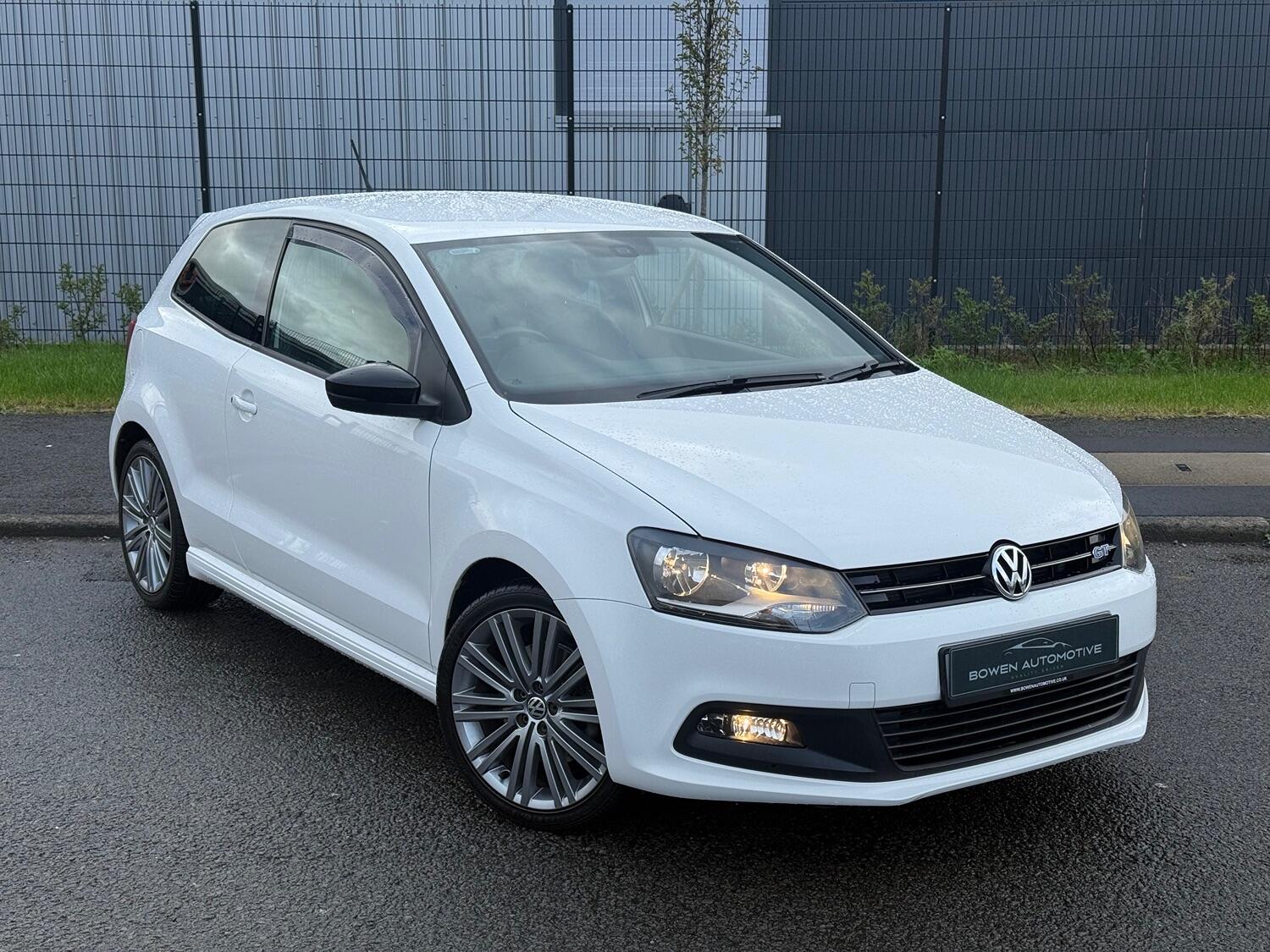 Used Volkswagen Polo 2013 for sale - 76317450: Photo 1
