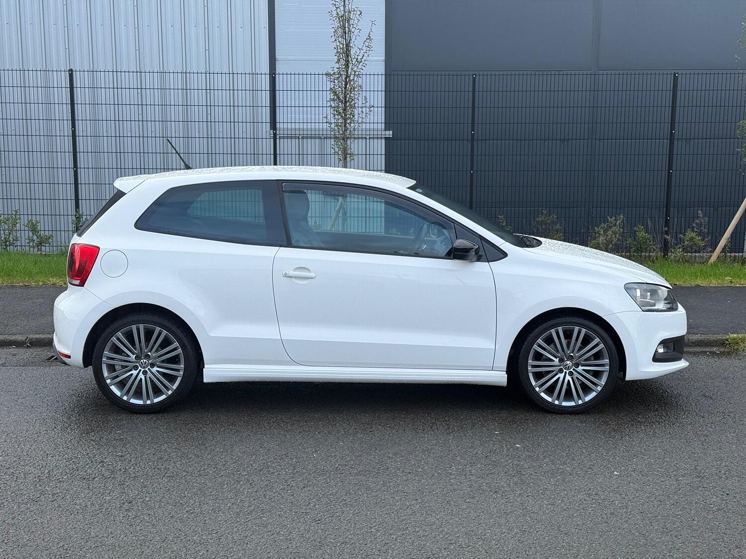 Used Volkswagen Polo 2013 for sale - 76317450: Photo 5