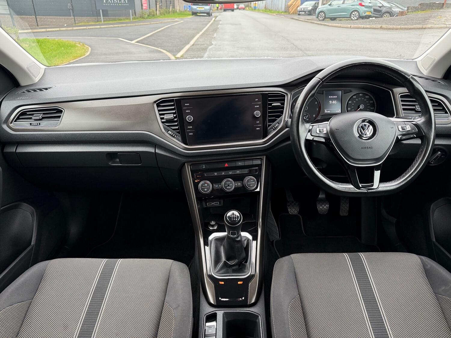 Used Volkswagen T-Roc 2019 for sale - 76387287: Photo 14