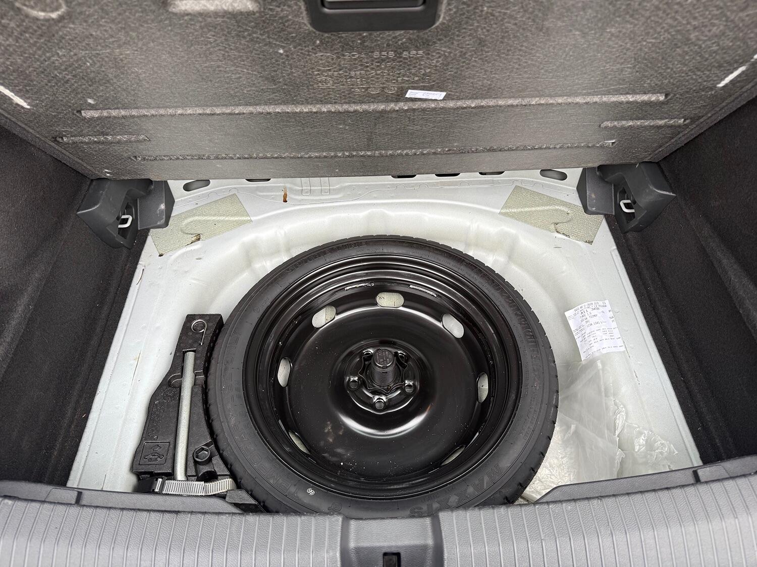 Used Volkswagen T-Roc 2019 for sale - 76387287: Photo 19