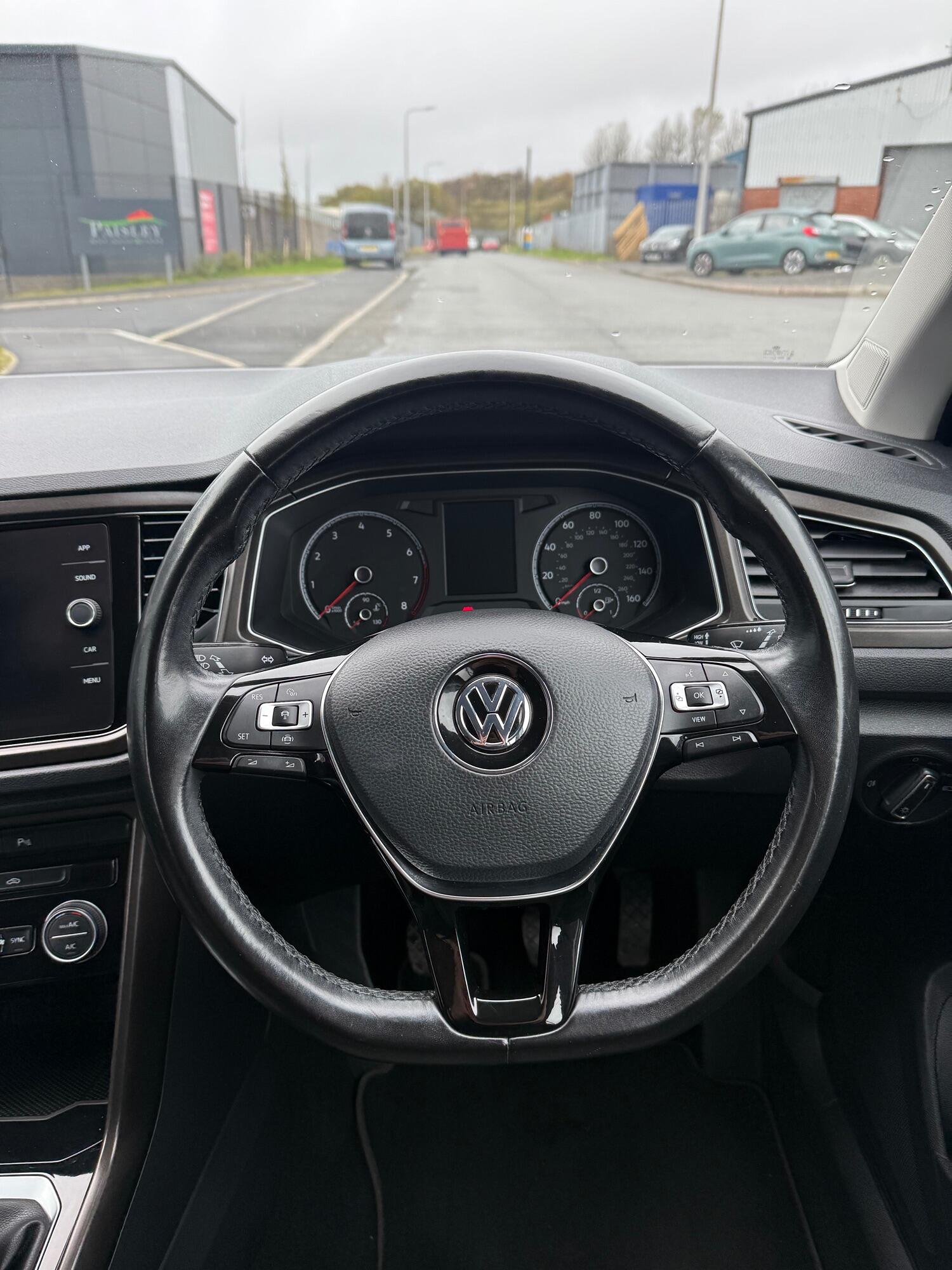 Used Volkswagen T-Roc 2019 for sale - 76387287: Photo 27