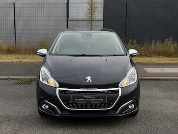 Used Peugeot 208 2018 for sale - 79676237: Photo
